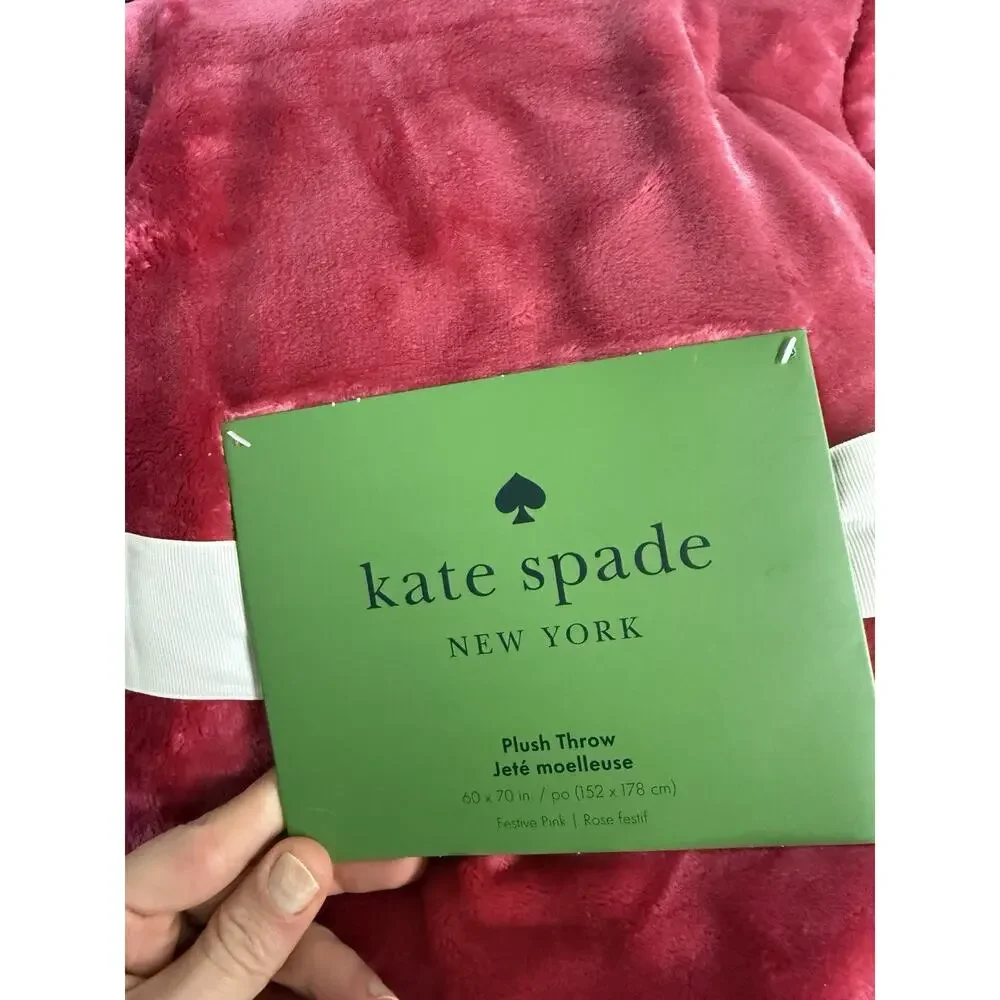 Kate Spade Plush Throw Blanket Festive Pink 60 x 70” Valentine Pink Soft N325